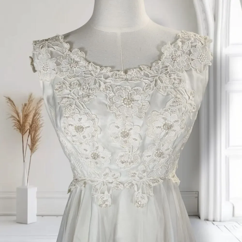 Vintage 60s Aida Bridal California Lace Beaded Wedding Gown Chiffon Size 2